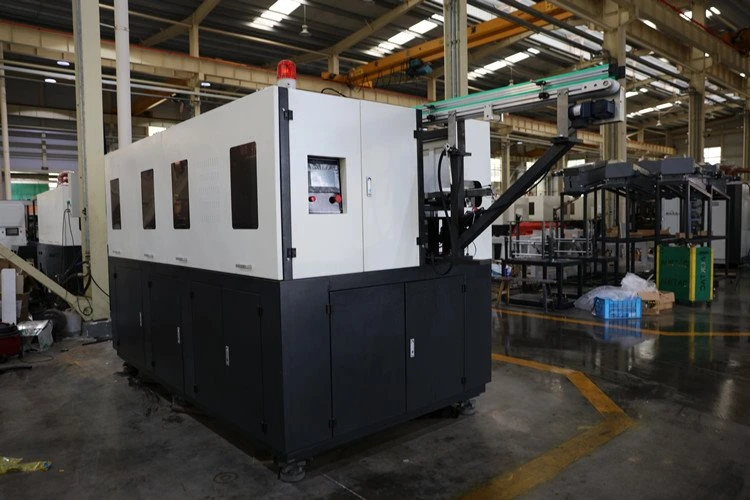 Automatic Blow Moulding Machine